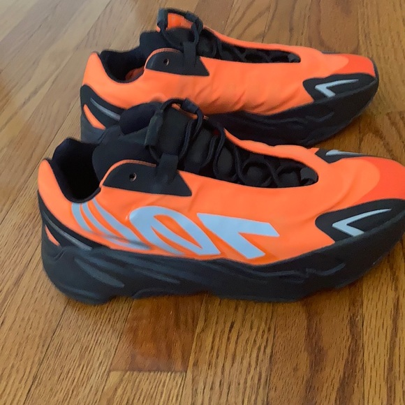 Yeezy Other - Yeezy BOOST 700 MNVM